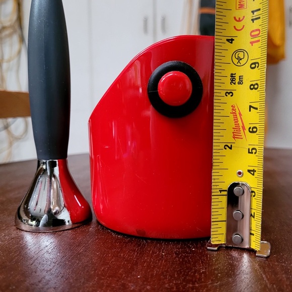 Small knock box and tamper .FREE - Picture 4 of 4